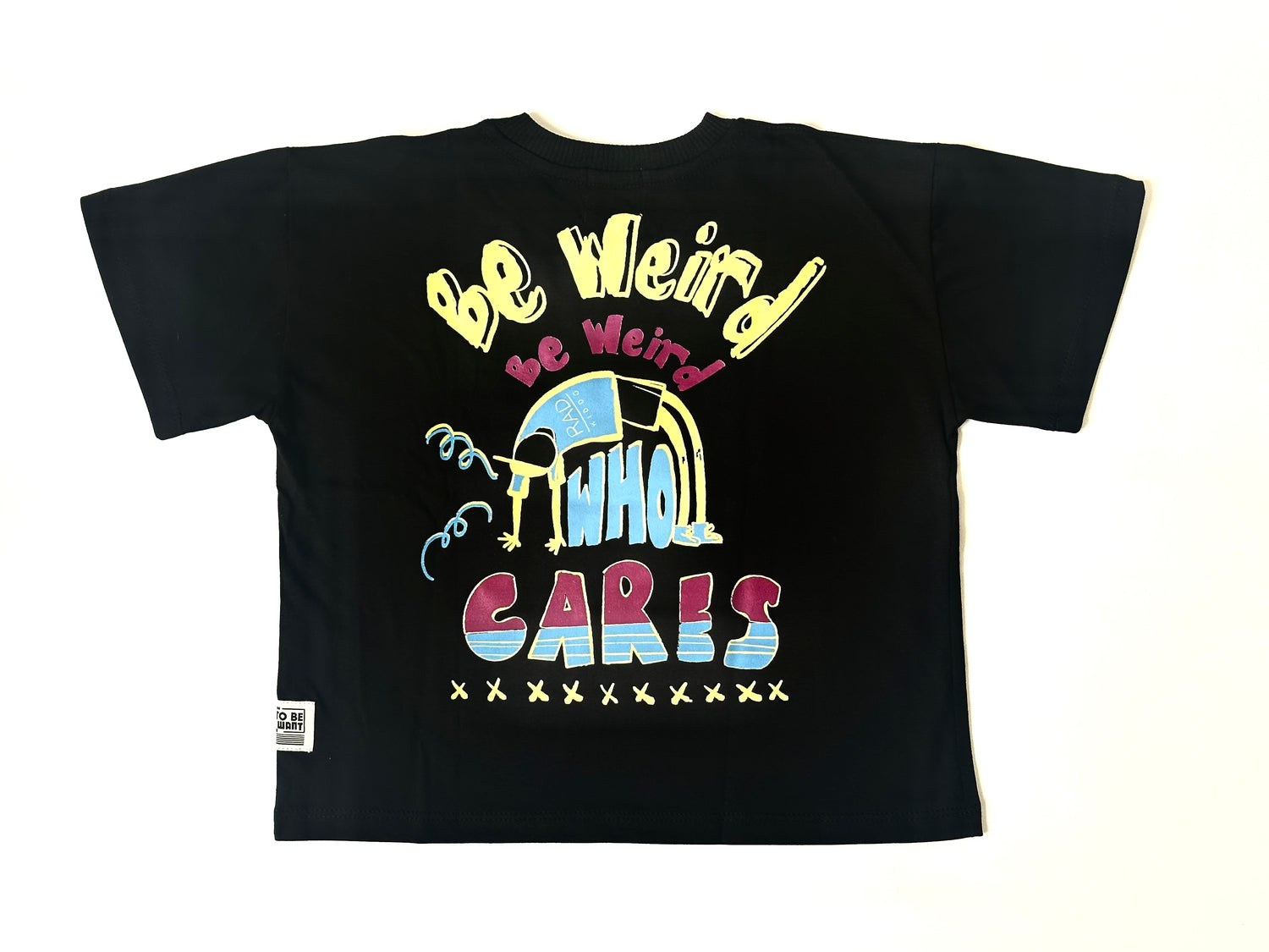 CAMISETA WHO CARES
